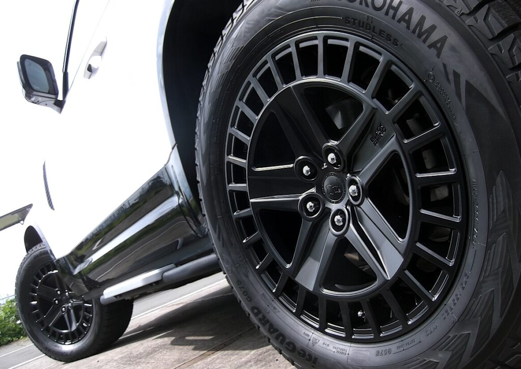 ランドローバー ディフェンダー 90 x ブラックライノ オルストン ランドローバー ディフェンダー 90 x ブラックライノ オルストン