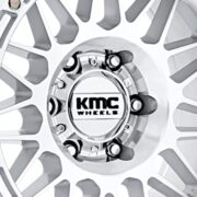 KMC KM555 アタック グロスシルバー/マシンドフェース