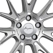 ブレイトン　レース GTX　ハイパーシルバー