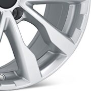 ラディウス　WI15　シルバー